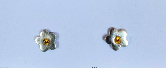 Handmade fine silver studs - Daisies